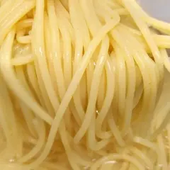 Jak idealnie ugotować makaron spaghetti al dente i uniknąć błędów