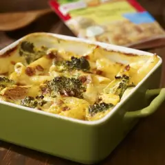 Najlepsze przepisy na zapiekankę penne z kurczakiem i brokułami