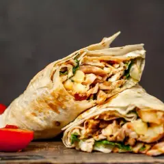 Czym jest shoarma z kurczaka? Odkryj smak i przepisy na danie