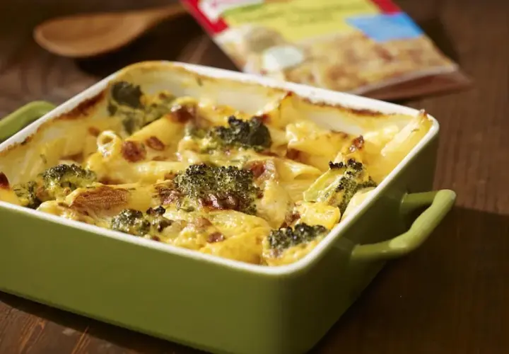 Najlepsze przepisy na zapiekankę penne z kurczakiem i brokułami
