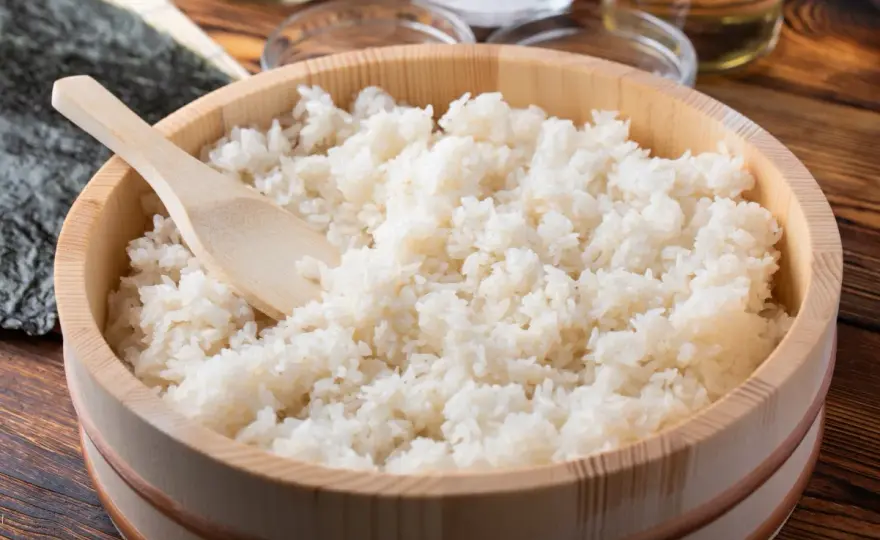 Jak idealnie ugotować ryż do sushi, aby uniknąć błędów?