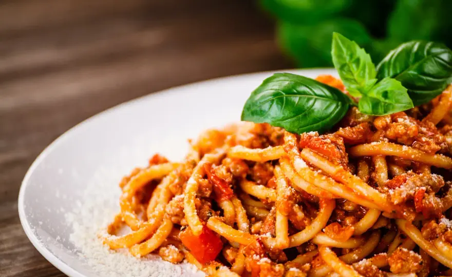 Spaghetti jak zrobić - prosty przepis, który zaskoczy Twoich gości