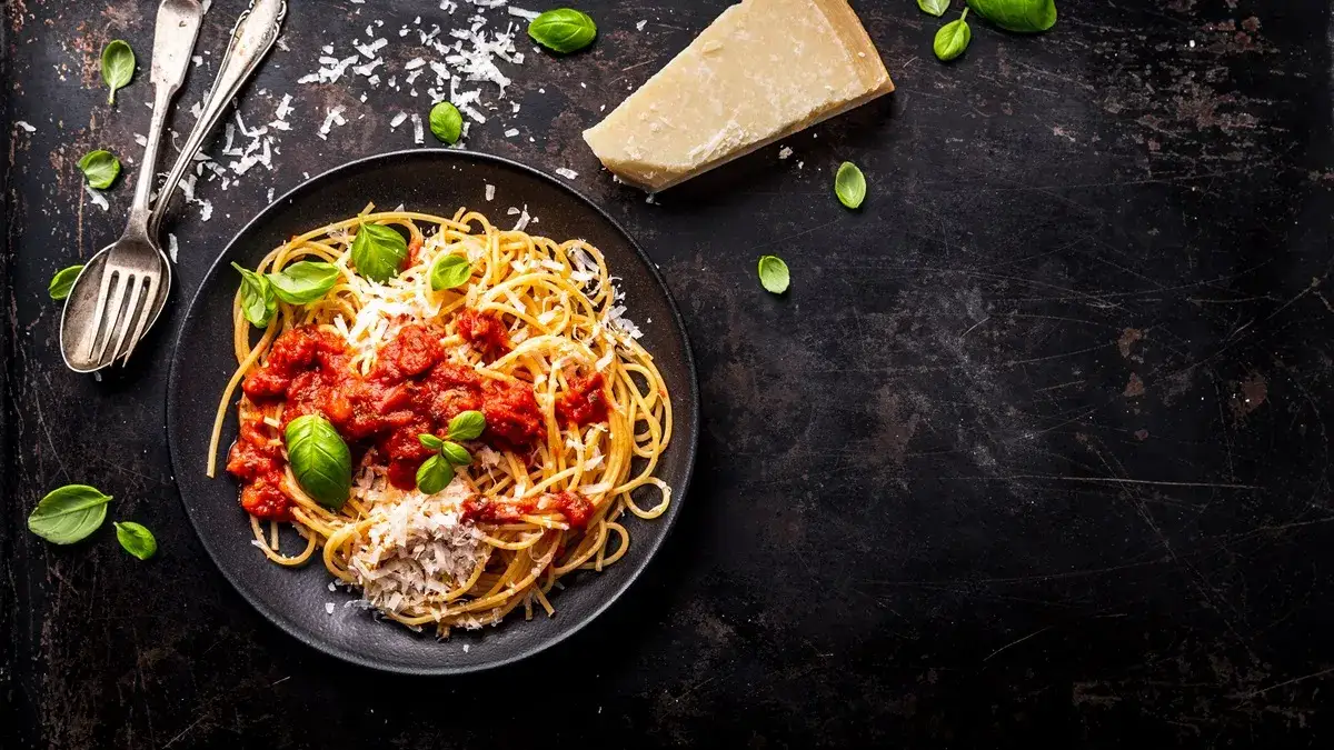Zdjęcie Ile kcal ma spaghetti? Poznaj kaloryczność makaronu spaghetti